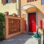 Le Rondini Di San Donato 3*