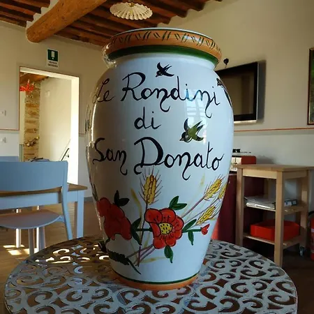 Le Rondini Di San Donato לינה וארוחת בוקר